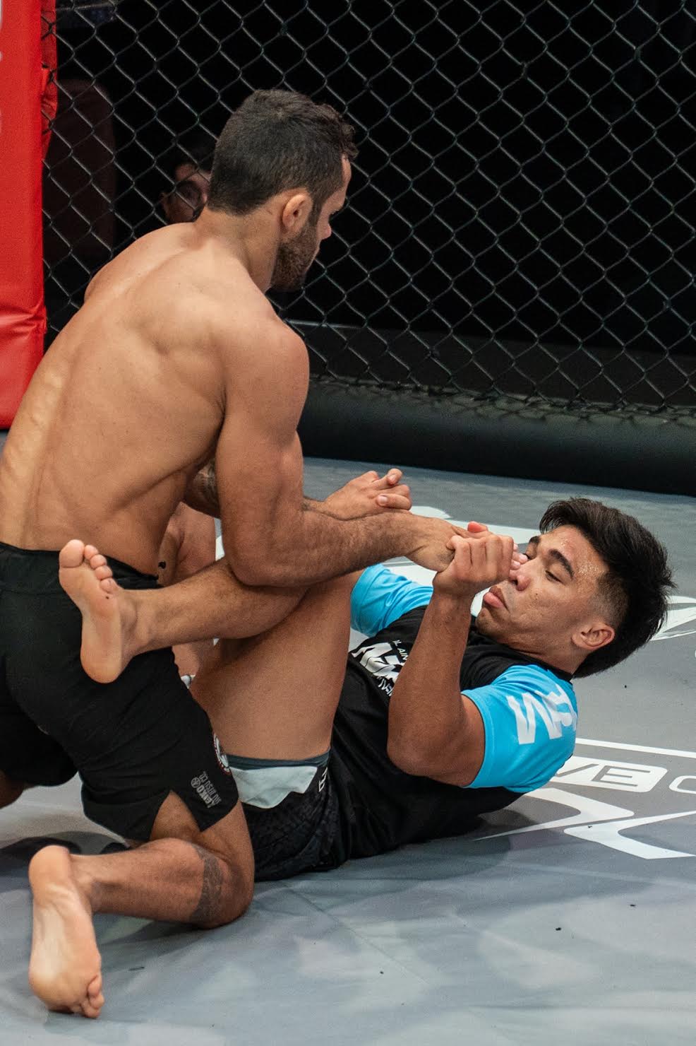 Gabriel Sousa Dominates Ruan Alvarenga as Abu Dhabi Extreme Championship Delivers a Thrilling Night of Action in Al Ain Region